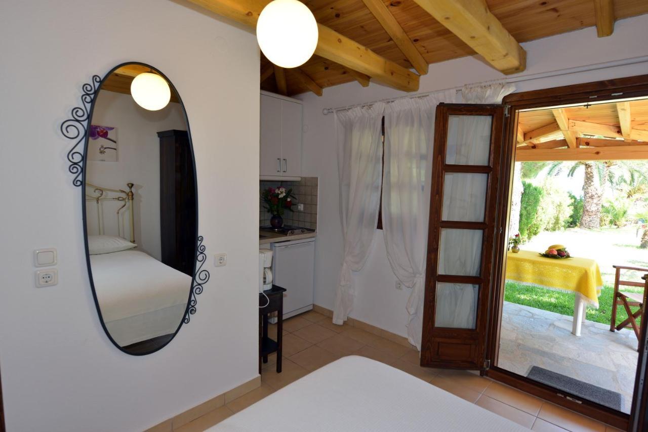 Haus Katerina Apartment Vourvourou Exterior photo